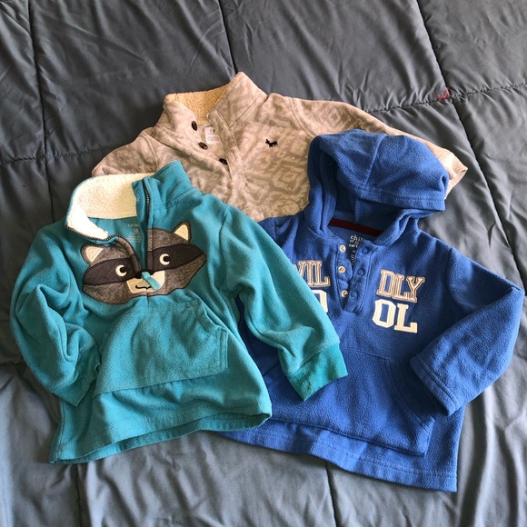 Other - Toddler boys bundle of pull over sweaters